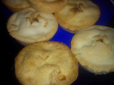 Mini apple pies 